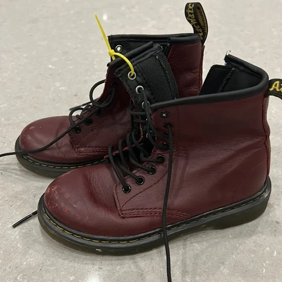 Dr. Martens 1460 kids ankle Maroon Boots sz 1 cherry red leather hightop shoes - Picture 8 of 16